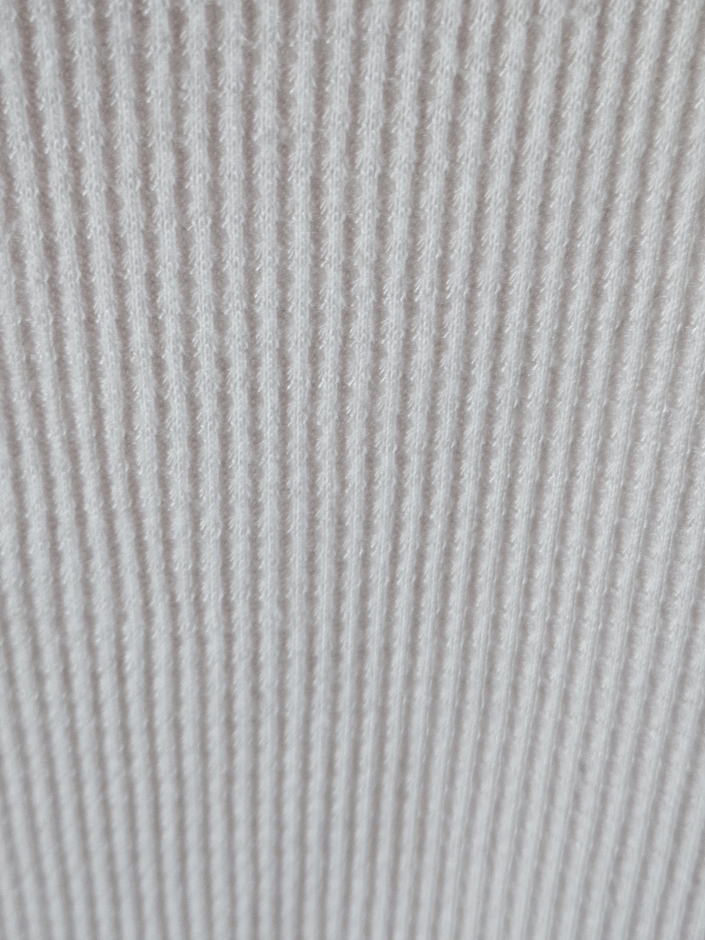 Light Pink V-Neck Ribbed Pullover - Picture 2 of 5